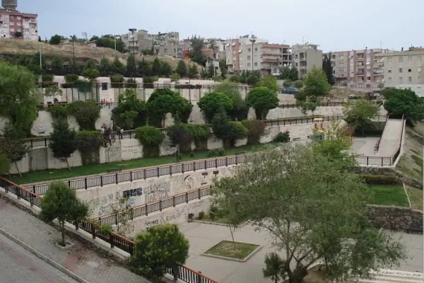 İzmir Büyükşehir Belediyesi Manolya Parkı - Resim 9