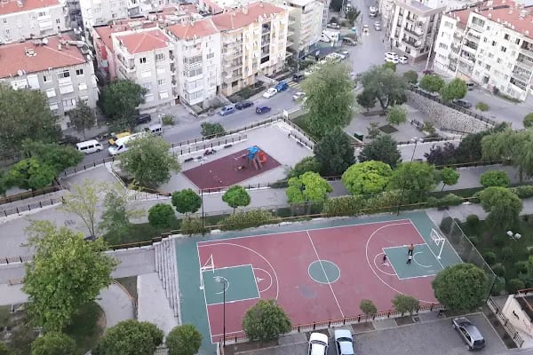 İzmir Büyükşehir Belediyesi Manolya Parkı - Resim 4