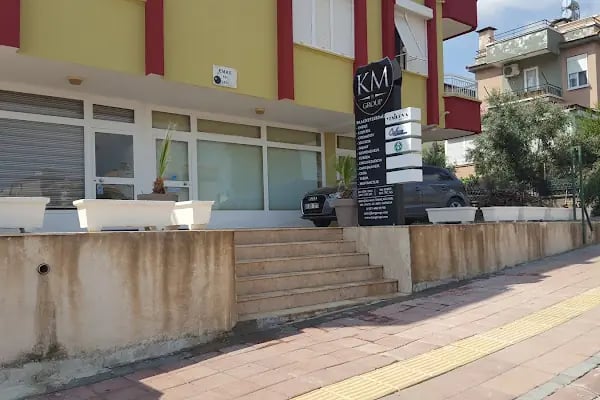 KM GROUP - Resim 2