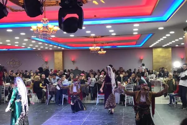 YAĞMUR DÜĞÜN SALONLARI - Resim 2