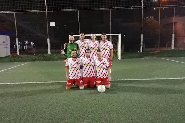 Akdeniz Halı Saha - Resim 1