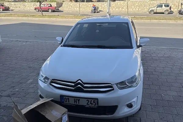 Yagmur Oto Yıkama Ve Bakım Servisi - Resim 13