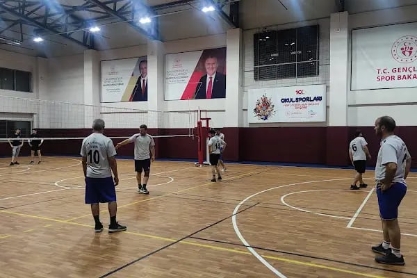 TUŞBA ÇOK AMAÇLI SPOR SALONU - Resim 1