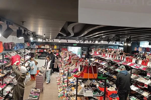 Ayakkabı Fabrikası Esenyurt Şubesi - Resim 14