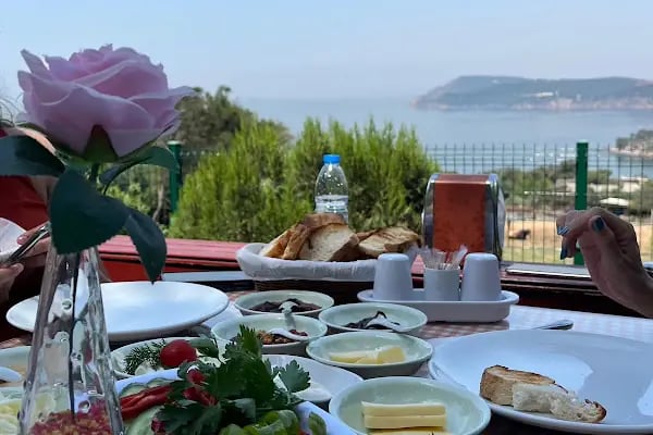 BÜYÜKADA MAVİ RESTAURANT - Resim 12