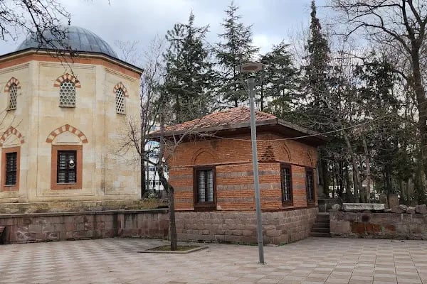 İsmail Paşazade Hacı Esad Türbesi - Resim 18