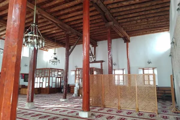 Şeyh Tavusbaba Camii ve Türbesi - Resim 2
