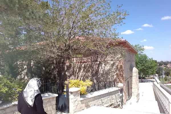 Şeyh Tavusbaba Camii ve Türbesi - Resim 11