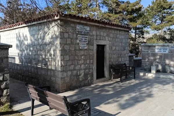Şeyh Tavusbaba Camii ve Türbesi - Resim 5