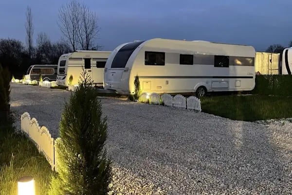 Mimoza Karavan Park - Resim 2