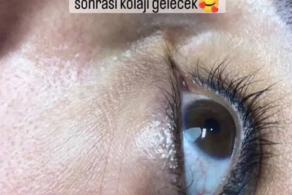 YILDIZ ASYA MİRA BAYAN KUAFÖRÜ VE GÜZELLİK MERKEZİ - Resim 20