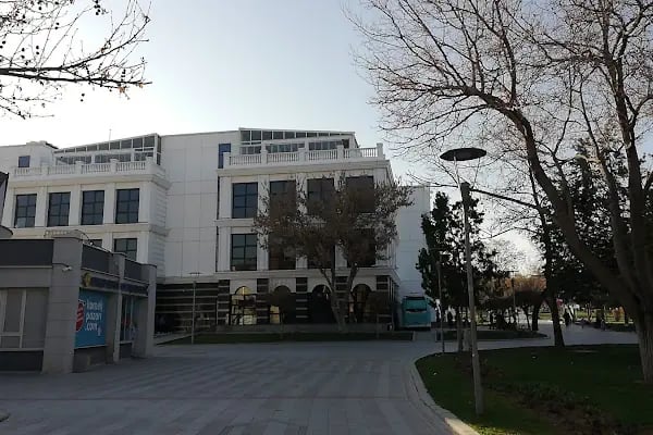 Konya İl Halk Kütüphanesi - Resim 14