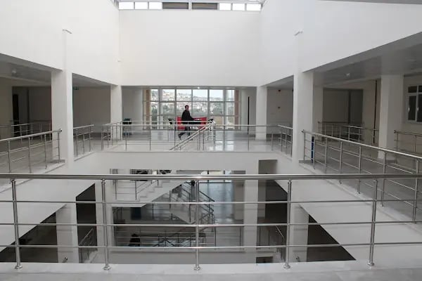 Sakarya Uygulamalı Bilimler Üniversitesi SAKARYA MESLEK YÜKSEKOKULU - Resim 5
