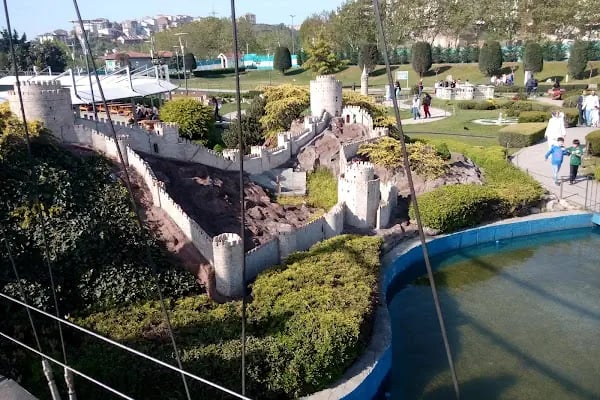 Sakarya Uygulamalı Bilimler Üniversitesi SAKARYA MESLEK YÜKSEKOKULU - Resim 20