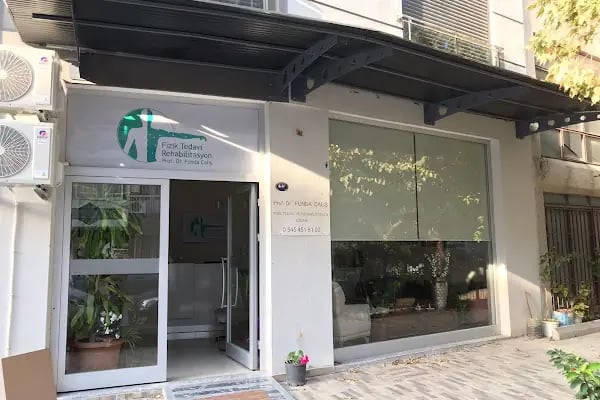 Profesör Dr Funda Çalış - Resim 3