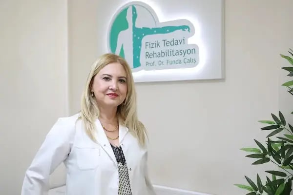 Profesör Dr Funda Çalış - Resim 4