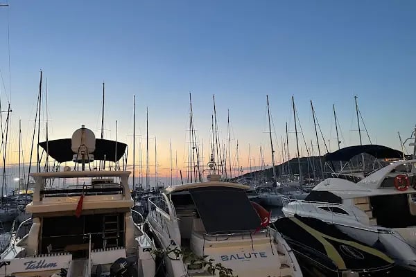 Çeşme Marina - Resim 18