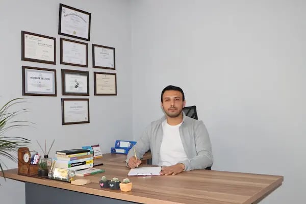 Salihli Çocuk Psikoloğu Psikolog Ali Çetin Salihli Psikolog - Resim 3