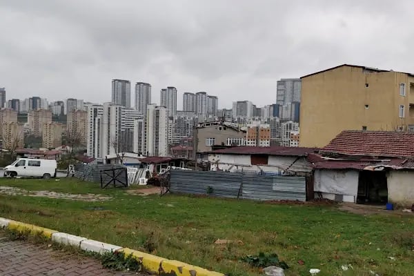 Yarımburgaz Parkı - Resim 18