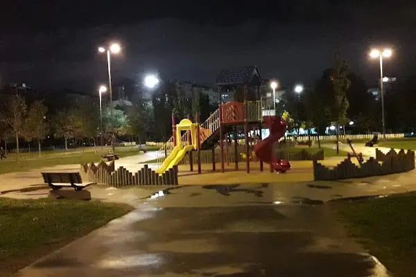Dr. Sadık Ahmet Parkı - Resim 5