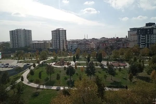 Dr. Sadık Ahmet Parkı - Resim 15