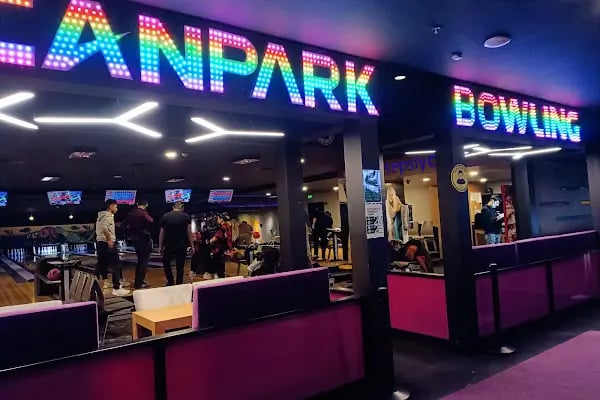 Galaxia Game Park & Bowling 🎳 - Resim 18