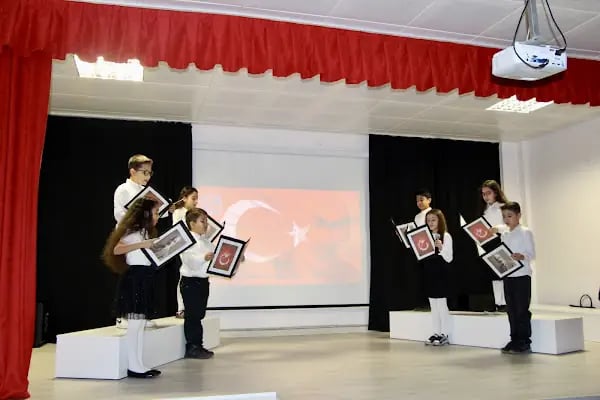 Kızılpınar İlkokulu - Resim 3