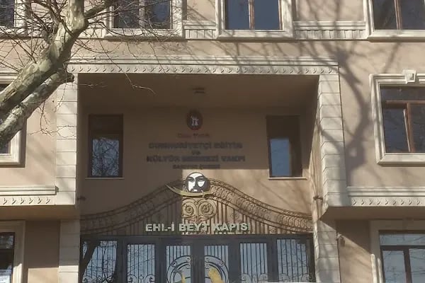 Sarıyer İmam Hüseyin Cemevi - Resim 10