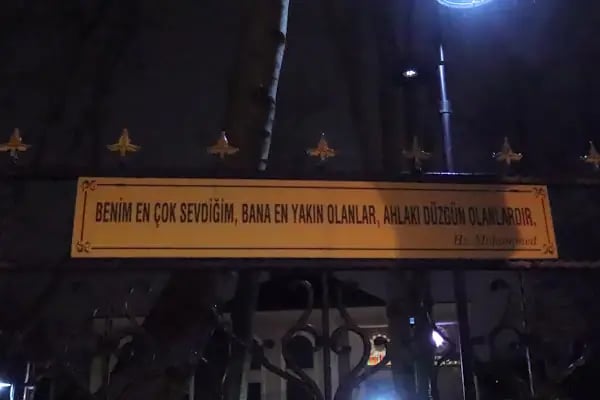 Sarıyer İmam Hüseyin Cemevi - Resim 11