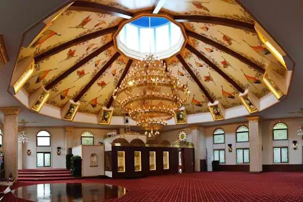 Sarıyer İmam Hüseyin Cemevi - Resim 20