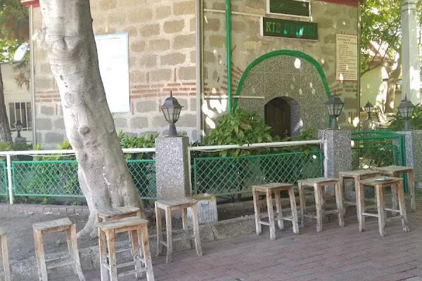 Kız Dedesi Türbesi - Resim 16