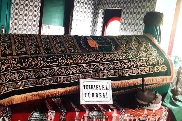 Kız Dedesi Türbesi - Resim 8