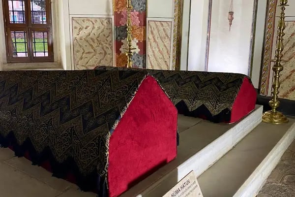 Hüma Hatun Türbesi - Resim 5