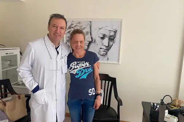 Best Rhinoplasty Surgeon in Turkey | Op. Dr. Cem Altındağ İstanbul - Resim 4