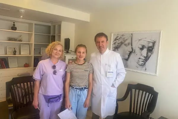 Best Rhinoplasty Surgeon in Turkey | Op. Dr. Cem Altındağ İstanbul - Resim 8