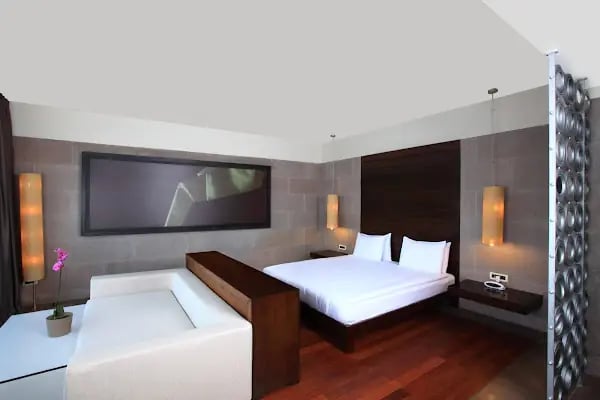 No:81 Hotel - Resim 2