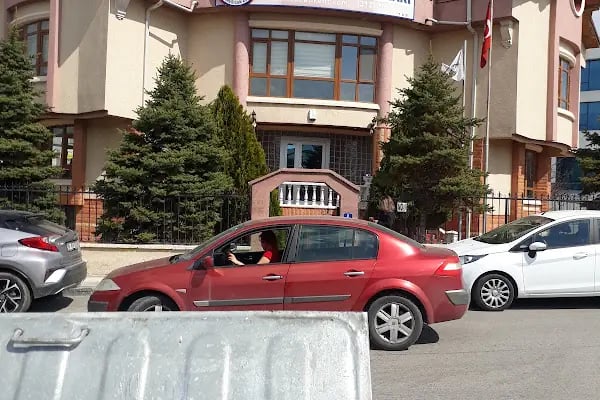 Türk Amerikan Derneği Yabancı Dil Kursları Batıkent - Resim 8