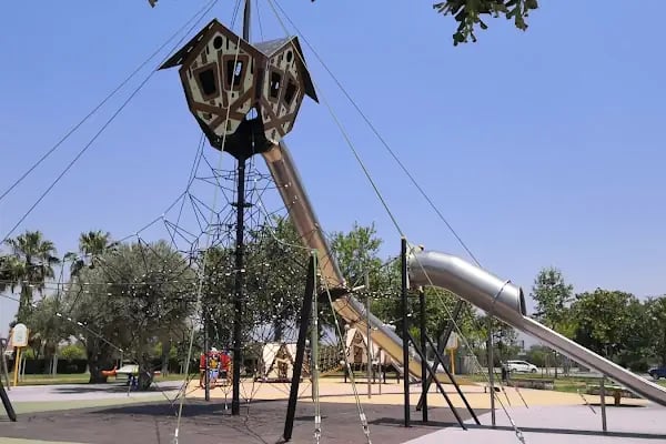 Cumhuriyet Parkı - Resim 6