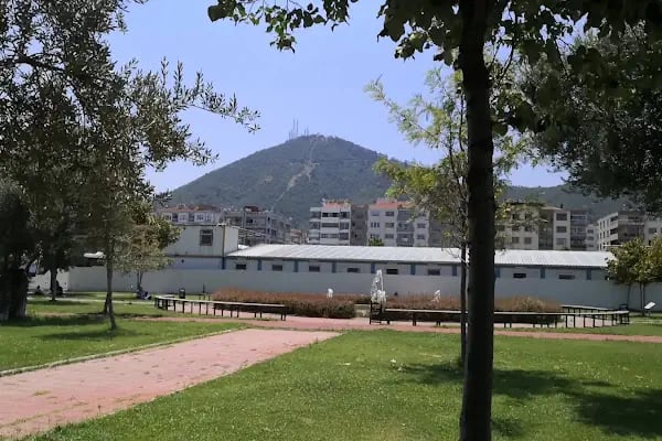 Cumhuriyet Parkı - Resim 16