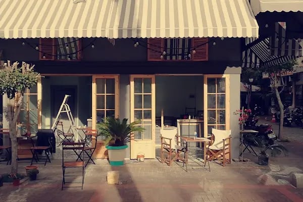 Veinte Cafe - Resim 12
