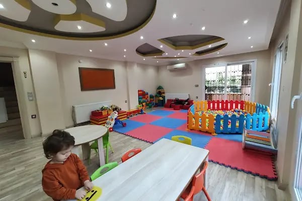 MERSİN ÇOCUKSU DÜŞLER KREŞ ve GÜNDÜZ BAKIMEVİ - Resim 14