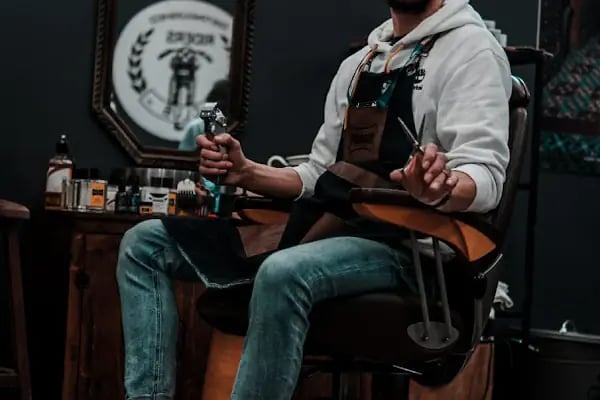 Işık Uysal Men Hair Studio - Resim 7
