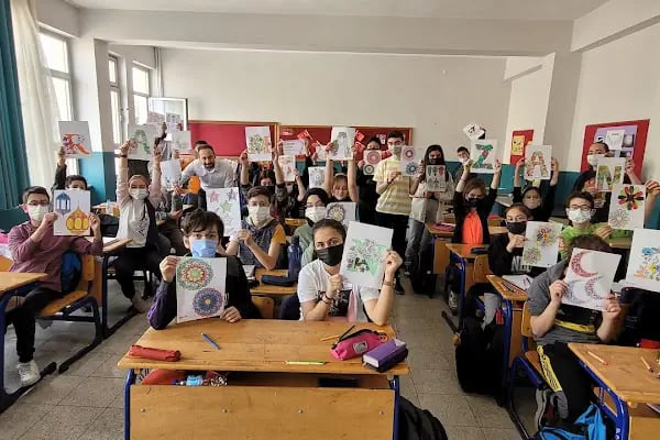 Şehit Esat Akbaba Ortaokulu - Resim 3