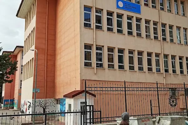 Şehit Esat Akbaba Ortaokulu - Resim 20