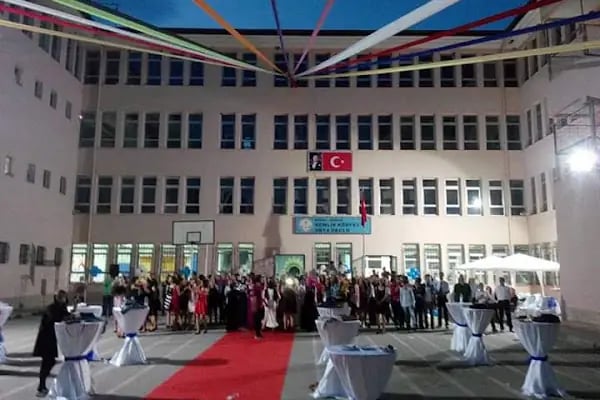 Şehit Esat Akbaba Ortaokulu - Resim 15