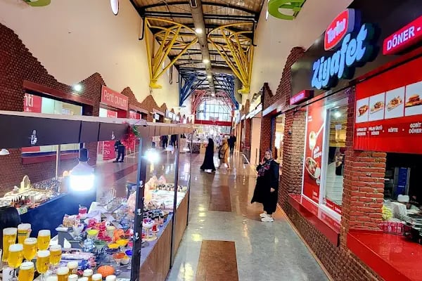 Park Bornova Outlet Center - Resim 9