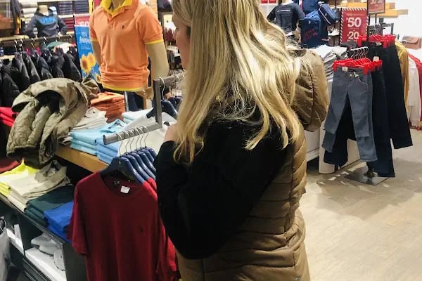 Park Bornova Outlet Center - Resim 4