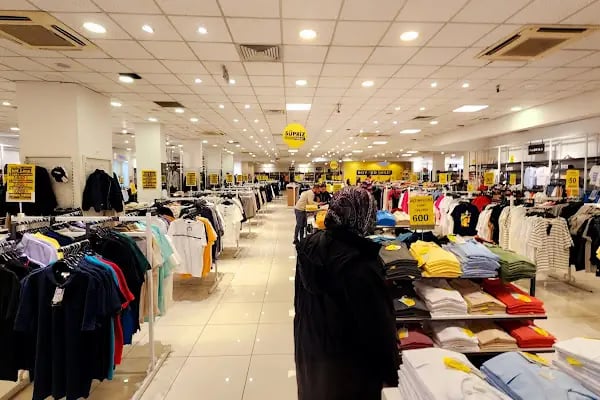 Park Bornova Outlet Center - Resim 13
