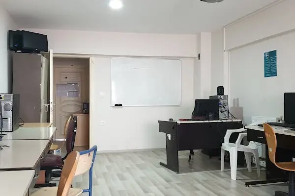 Balçova Halk Eğitimi Merkezi - Resim 7