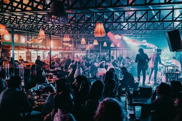 BALKON NARGİLE CAFE &amp; BOWLİNG - Resim 14